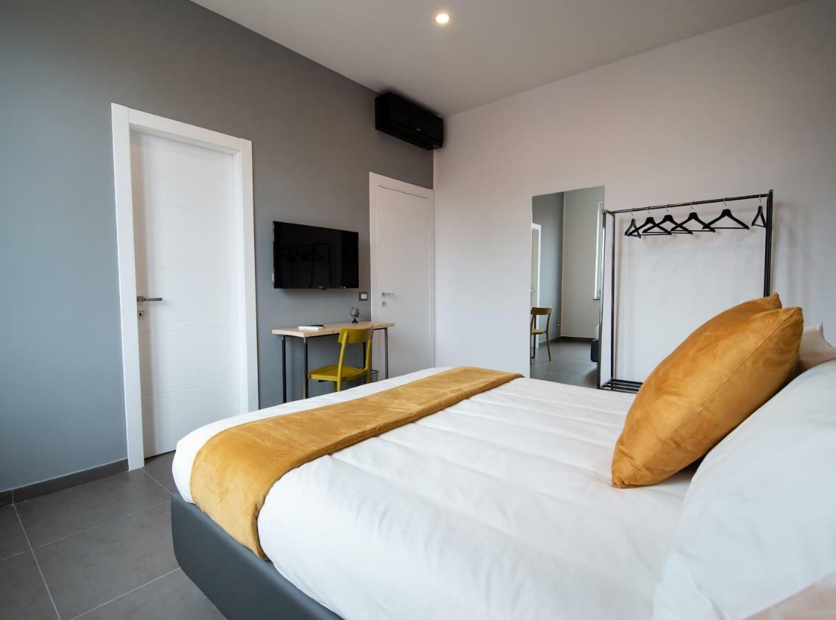 Hotel Gb Vesuvius Napoli Zewnętrze zdjęcie