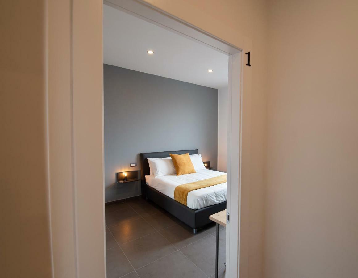 Hotel Gb Vesuvius Napoli Zewnętrze zdjęcie