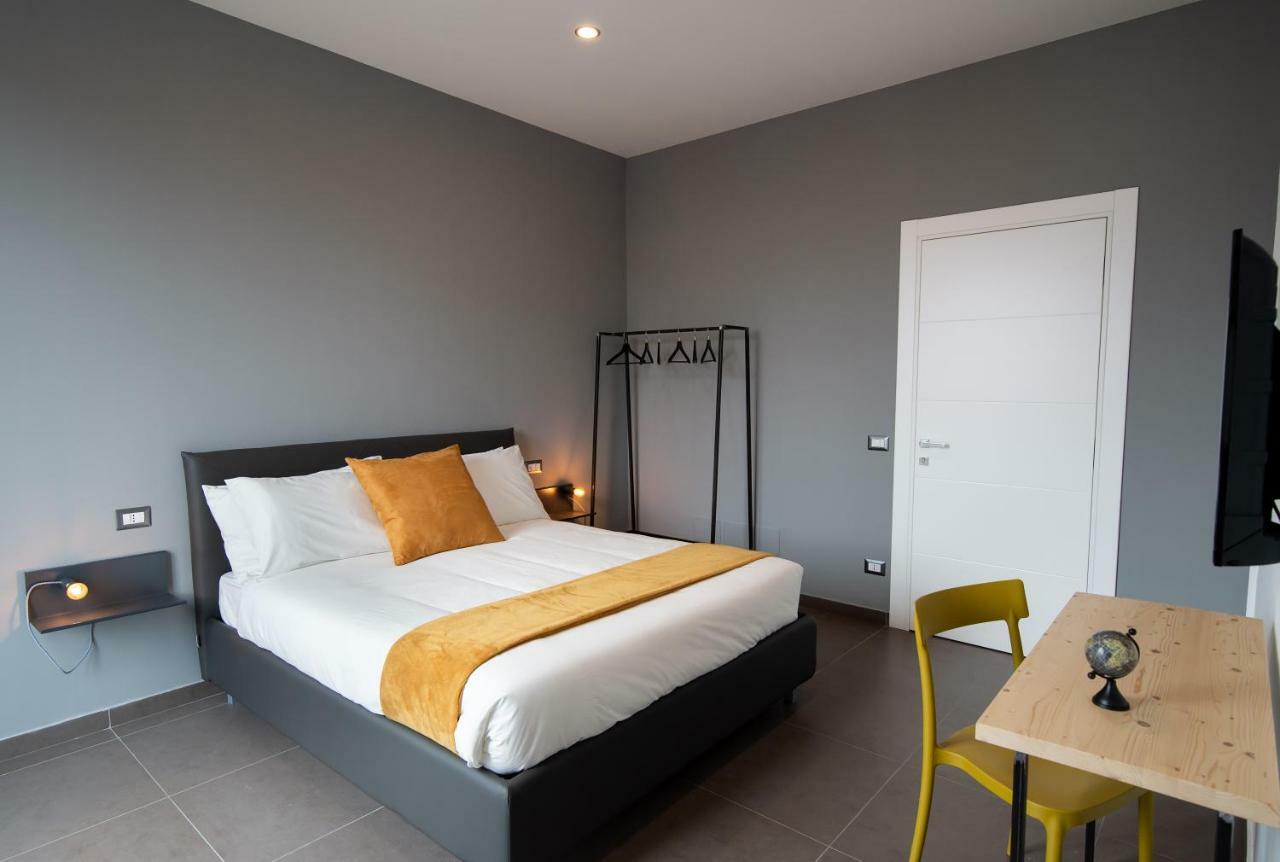Hotel Gb Vesuvius Napoli Zewnętrze zdjęcie